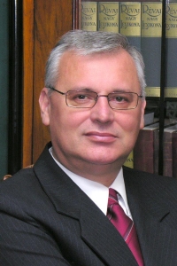 Dr. Aradszki András